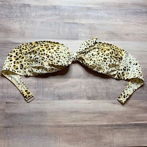 Victoria’s Secret Strapless Bikini Top